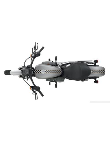 Calca UV Checker Negro y Dorado 5x55 cm para Moto y Casco