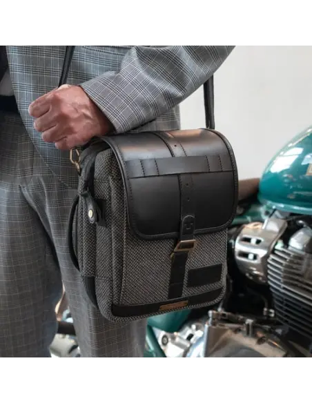 Compre Bolsa de Tanque Trip Machine x DGR Cartographer