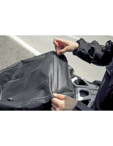 Mochila LS2 Move Ahead 20L Impermeable Negra | Iguana Custom