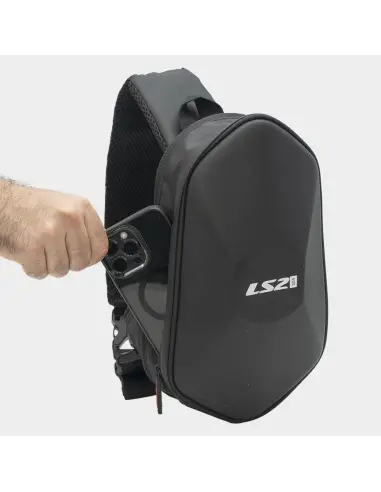 Bandoleira LS2 Shield Rígida 4L Preta | Iguana Custom