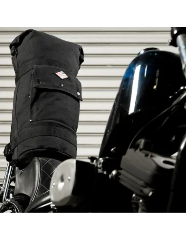 Bolsa Biltwell EXFIL-32 negra para Sissy Bar | Iguana Custom