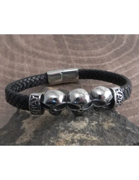 Pulsera Amigaz Cuero 3 Calaveras 8 Pulgadas