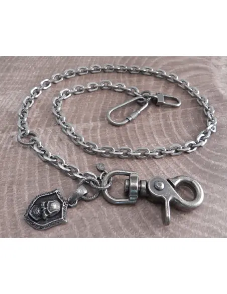 Amigaz Flat Iron Knight Hack wallet chain