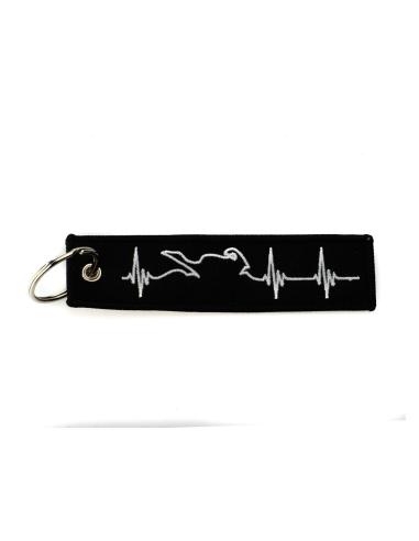 Comprar Llavero Tag Bordado - Motocardiograma Blanco a precio de oferta