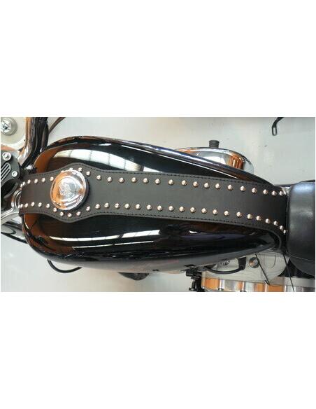 Comprar Cubre Deposito Cuero Con Tachuelas Sportster a precio de oferta
