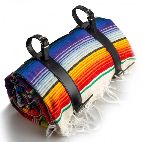 PACK WITH MEXICAN BLANKET AND LEATHER HOLDER