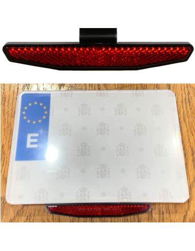 CATADIOPTRIQUE ROUGE HOMOLOGUÉ AVEC SUPPORT DE PLAQUE D'IMMATRICULATION ICC