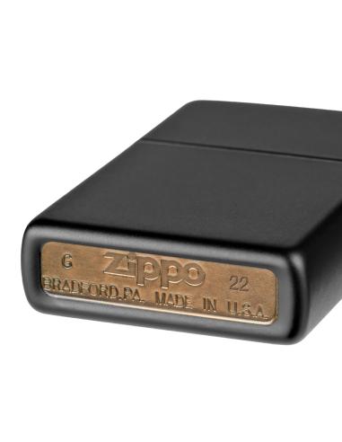 ISQUEIRO PRETO MATE E LATÃO ZIPPO