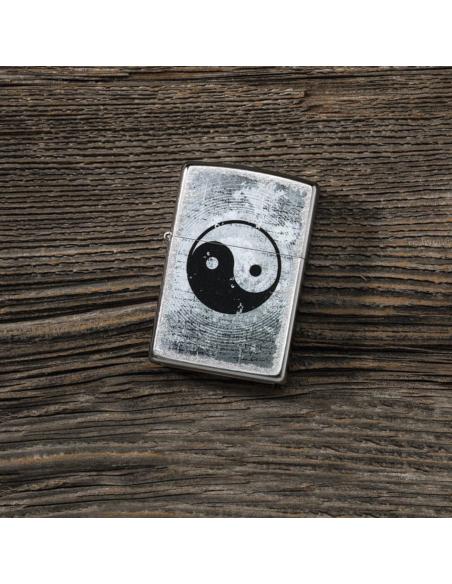 BRIQUET CHROMÉ AVEC YING-YANG ZIPPO
