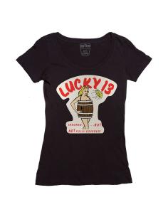 T-SHIRT DE 13 MULHERES COM SEGURO 2