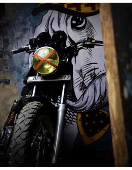 Comprar Cinta X En Cuero Marrón Castaño Perforado Para Faros Café Racer De Trip Machine a precio de oferta