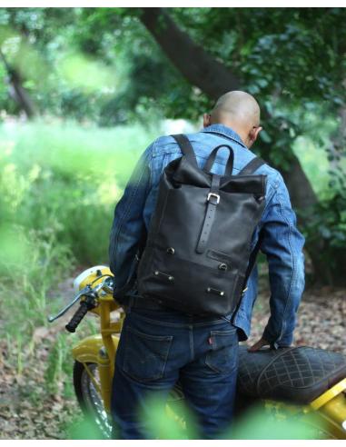 Comprar Alforja Mochila En Cuero Negro De Trip Machine a precio de oferta