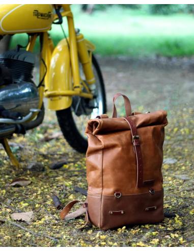 SAC À DOS SACOCHE EN CUIR BRUN VINTAGE TRIP MACHINE