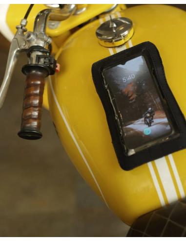 Acquista Custodia Magnetica in Pelle Nera per Cellulare di Trip Machine a prezzo scontato