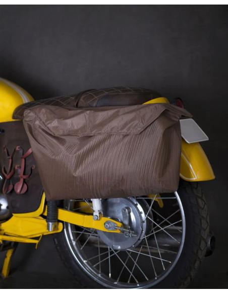 Brown Tobacco Leather Outlaw Saddle Bag 17 L By Trip Machine