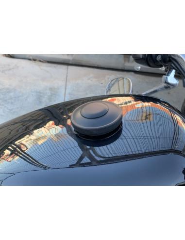 BOUCHON LISSE NOIR MAT POUR HARLEY AVEC CLÉ