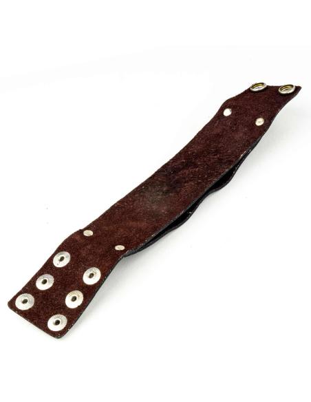 BRACELETE DE COURO XXX CASTANHO COM GANCHOS 24 CM