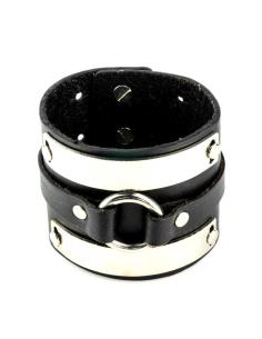 PULSEIRA DE COURO PRETO COM DETALHES CROMADOS