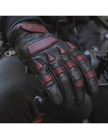 PILOT II BLACK AND RED GLOVES BY CITY