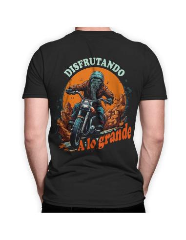 Comprar Camiseta Disfrutando A Lo Grande Masculina a precio de oferta
