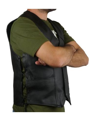 GILET EN CUIR AVEC CORDONS DE SERRAGE LATÉRAUX