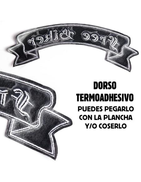 GRANDE ADESIVO FREE BIKER EM TELA PRETA 34X14 CM.