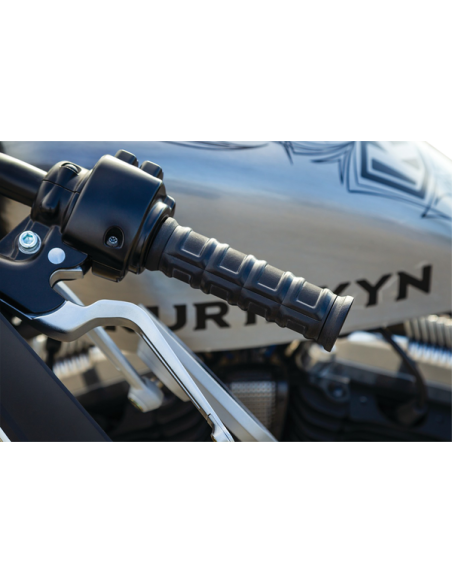 Comprar Puños Kuryakyn Dillinger Negros Satinados Caña Para Harley Davidson a precio de oferta