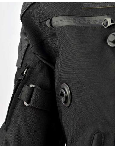 Acquista Giacca Moto Wild Man: Durabilità e Stile con Tecnologia Cordura a Prezzo Scontato
