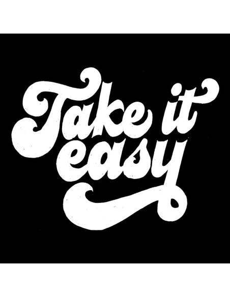 T-SHIRT TAKE IT EASY PARA HOMEM EM PRETO BY BETTER DAYS