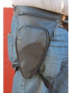 Perneira revólver de pele para moto | Iguana Custom