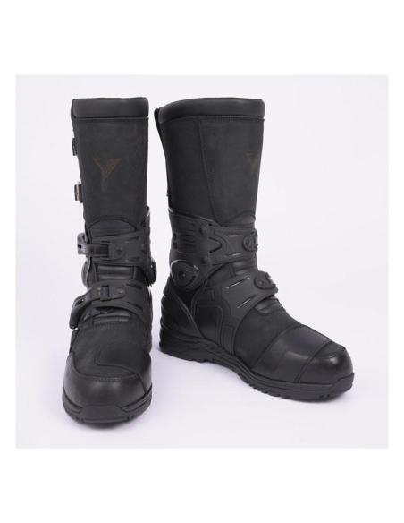 Acquista Stivali By City Off Road Neri a prezzo scontato