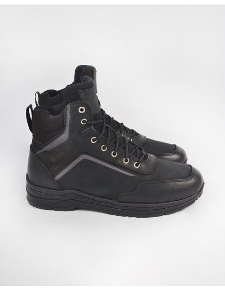 BY CITY BLACK SPORT BOOTS