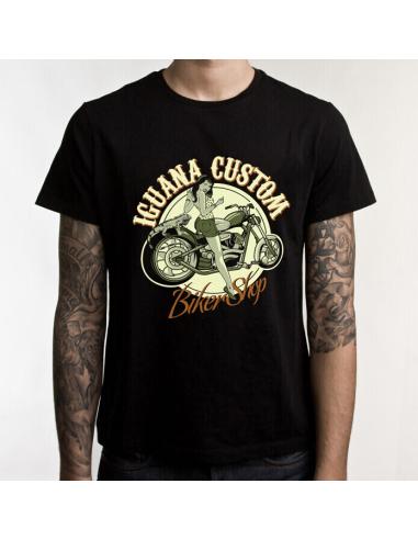 Comprar Camiseta Manga Corta Negra "Pin Up" Iguana Custom Collection a precio de oferta