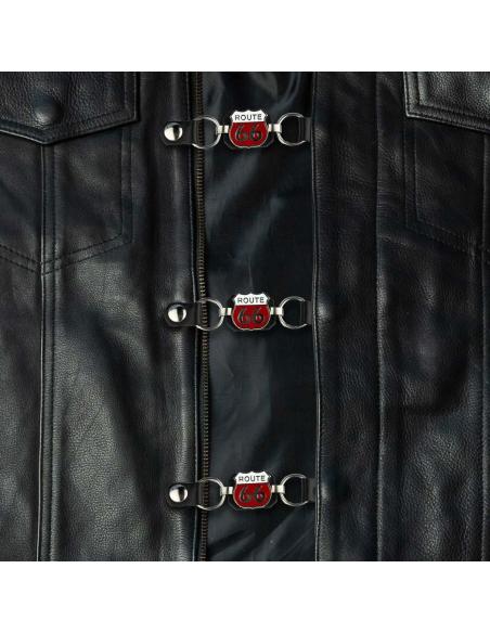 EXTENSION DE GILET AVEC SYMBOLE ROUGE DE LA ROUTE 66 ET BOUTONS-PRESSION