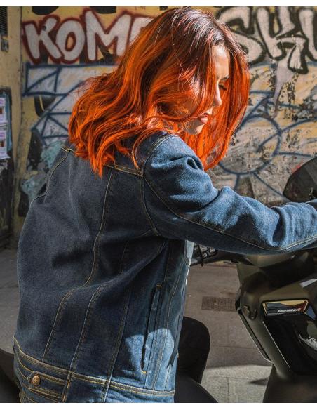 KANSAS LADY JACKET: DENIM STYLE AND PROTECTION FOR BIKERS