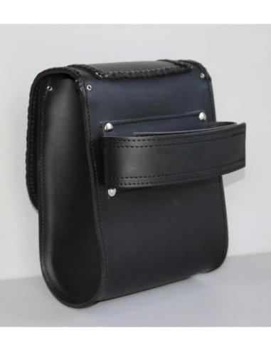 CLASSIC SISSY BAR BACKREST SADDLEBAG WITH 1 CONCHO