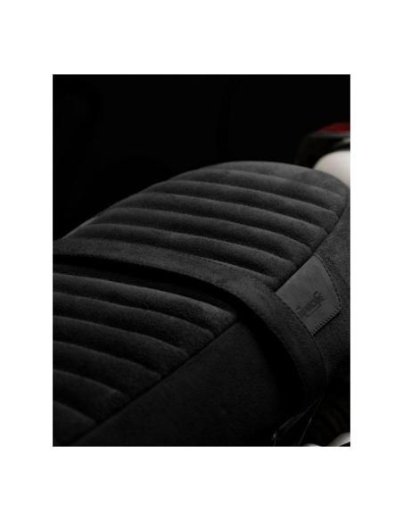 ASSENTO DE CAMURÇA PRETO PARA ROYAL ENFIELD INTERCEPTOR 650 E GT650 - TRIP MACHINE