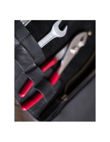 BOLSA DE FERRAMENTAS EM ROLO DE COURO PRETO PARA MOTO - TRIP MACHINE