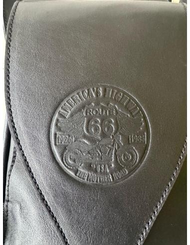 Leather Thigh Bag with 5 Pockets – Adjustable, Durable & Stylish
