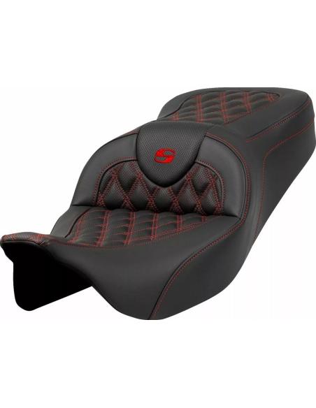 SELLE SADDLEMEN ROADSOFA™ ROUGE AVEC COUTURES LATTICE POUR HARLEY-DAVIDSON