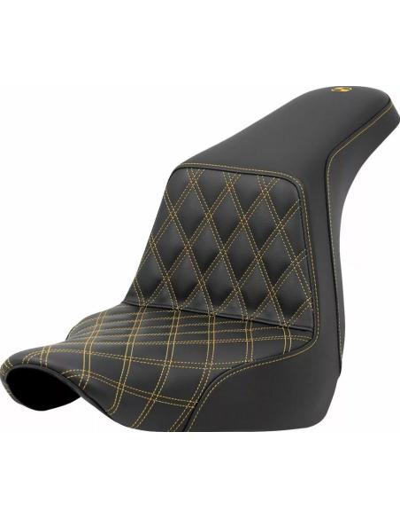 SELLE SADDLEMEN STEP-UP AVEC SURPIQÛRES JAUNE EN TREILLIS POUR HARLEY-DAVIDSON SOFTAIL