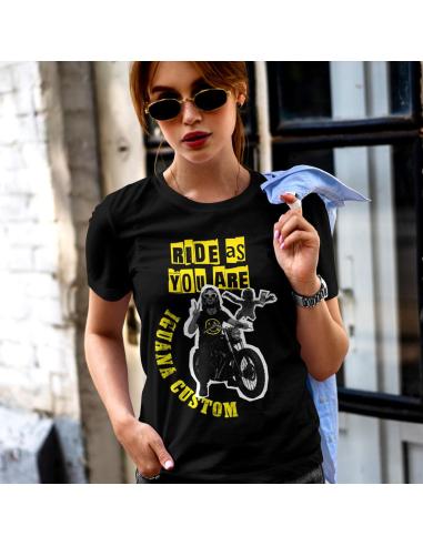 Acquista Maglietta Ride Or Trick Femminile a prezzo scontato