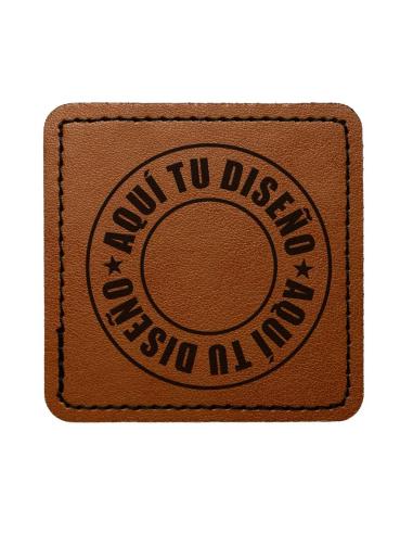 Patch Quadrado Personalizável em Couro Sintético Castanho Vintage 65x65 mm | Iguana Custom