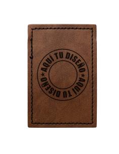 Patch Retangular Personalizável em Couro Sintético Castanho Vintage 50x75 mm | Iguana Custom
