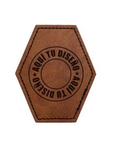 Patch Hexagonal Personalizável em Couro Sintético Castanho Vintage 60x75 mm | Iguana Custom