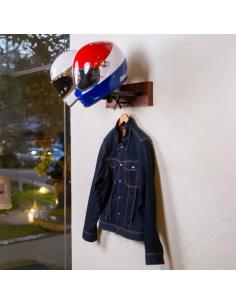 SOPORTE DE PARED DE MADERA PARA DOS CASCOS Y CHAQUETA 2