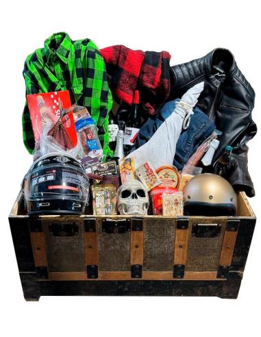 MOTORCYCLE CHRISTMAS BASKET IGUANA CUSTOM – FREE 2025 GIVEAWAY