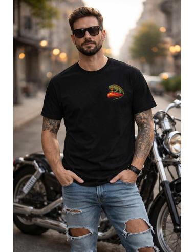 Camiseta Iguana Custom Helmet & Knife Homem | Algodão Orgânico