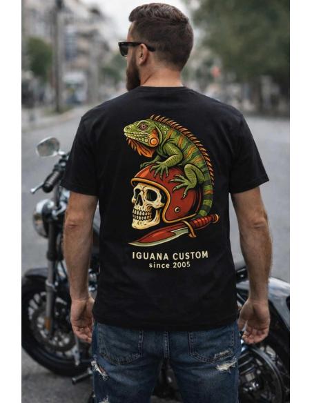 Camiseta Iguana Custom Helmet & Knife Homem | Algodão Orgânico